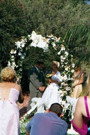 AUST NT AliceSprings 2002OCT19 Wedding SYMONS Ceremony 003